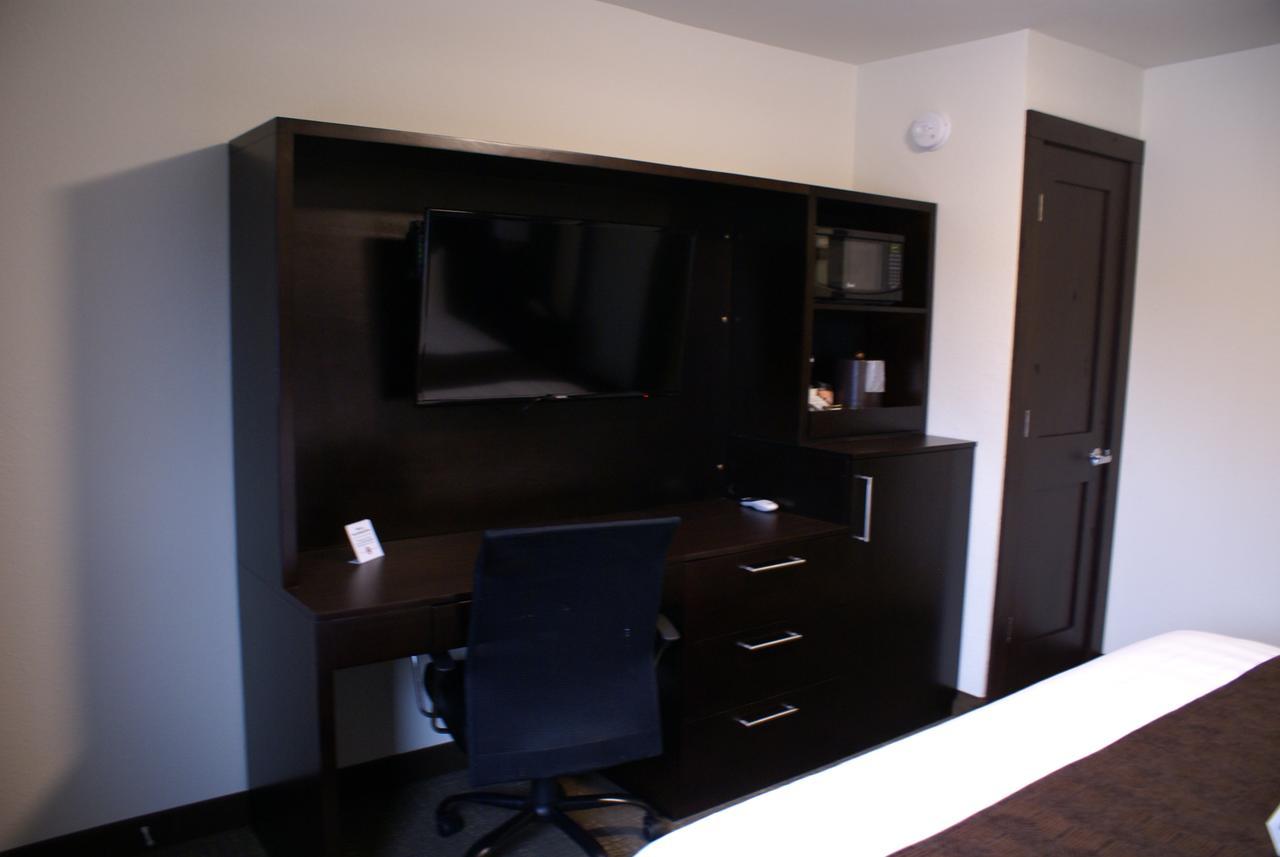 Boarders Inn & Suites By Cobblestone Hotels - Syracuse מראה חיצוני תמונה