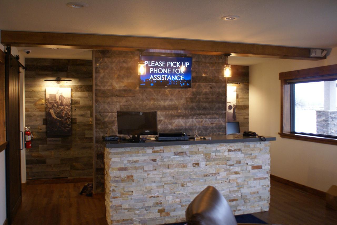 Boarders Inn & Suites By Cobblestone Hotels - Syracuse מראה חיצוני תמונה