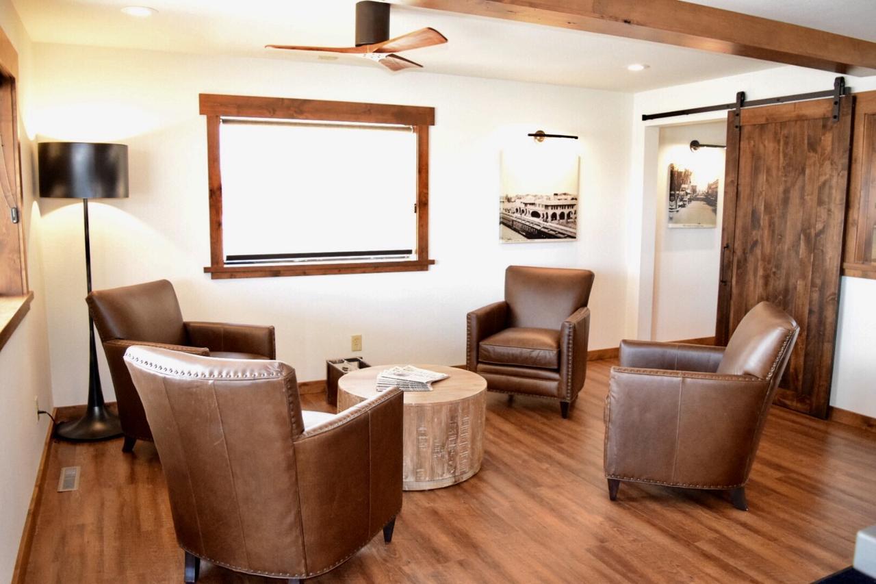 Boarders Inn & Suites By Cobblestone Hotels - Syracuse מראה חיצוני תמונה