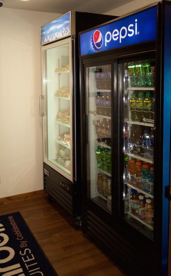 Boarders Inn & Suites By Cobblestone Hotels - Syracuse מראה חיצוני תמונה