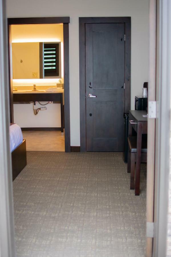 Boarders Inn & Suites By Cobblestone Hotels - Syracuse מראה חיצוני תמונה